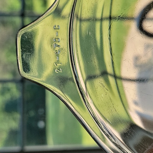 Vintage Pyrex 1 Pint Yellow Casserole Dish!! - Picture 12 of 16